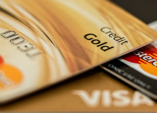 master-card-visa-credit-card-gold-164501_meitu_12.jpg